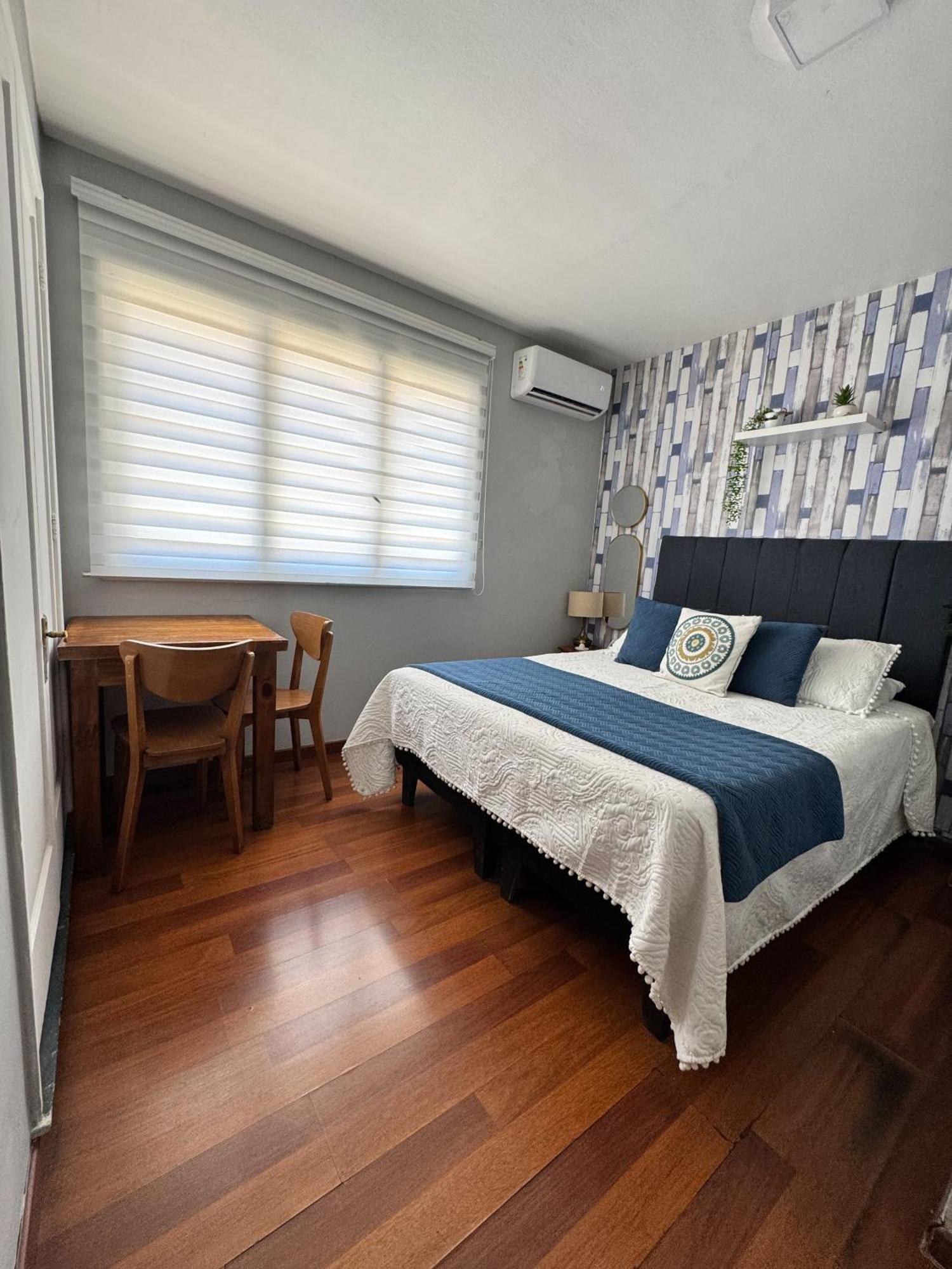 Double Room Private Bathroom